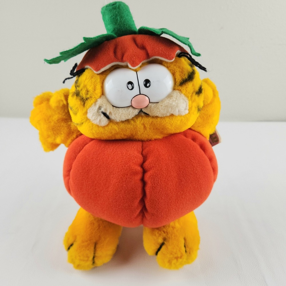 NWT Vintage 1981 Dakin Garfield In the Pumpkin Patch Halloween Plush Costume - Picture 1 of 8